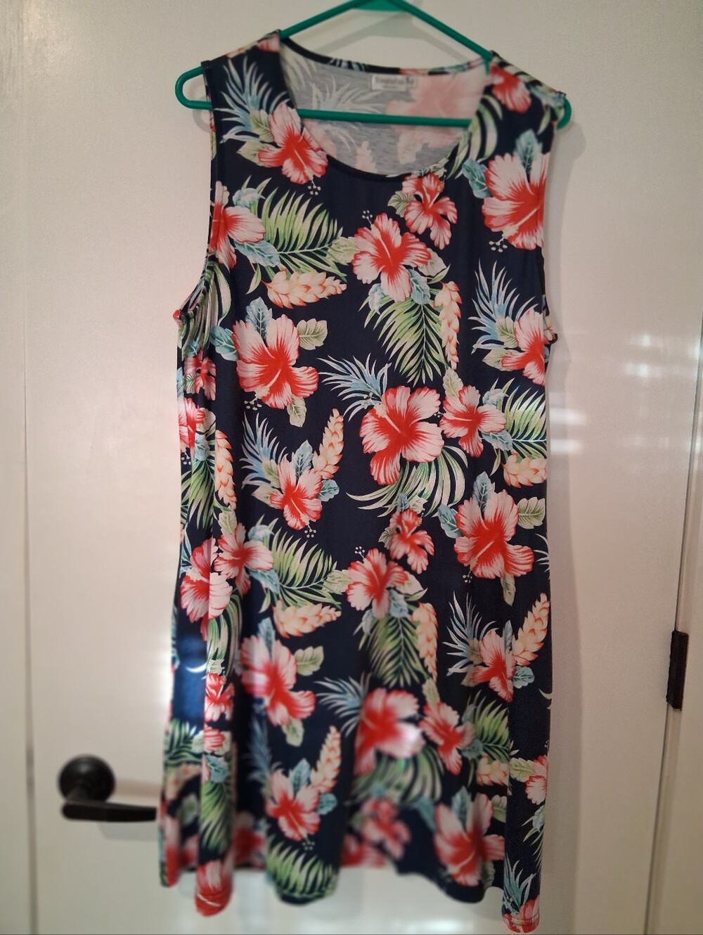 Simply Fun Navy Tropical Floral Sleeveless Shift Dress - Coral & Green